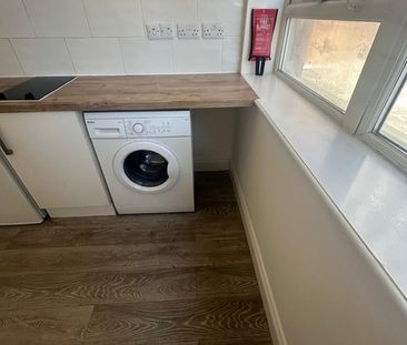 Studio Flat, Willoughby Lane, N17 - Photo 2