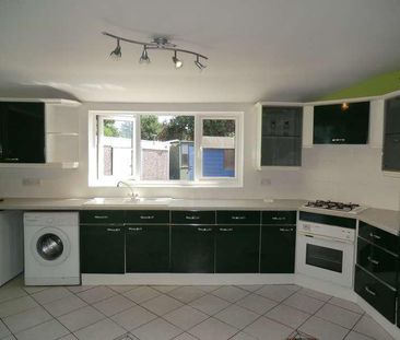 Charter Avenue, Canley, CV4 - Photo 4