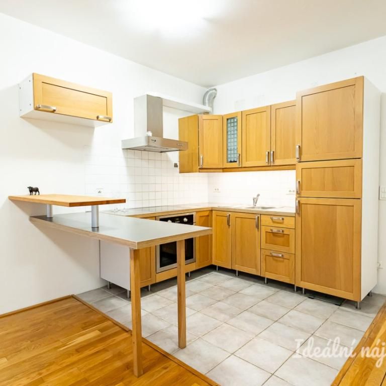 Pronájem bytu 1+kk 49 m2 - Фото 1