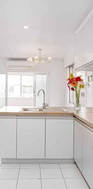 Fabulous Four Bedroom House! - Photo 1