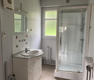 Location Appartement 3 pièces 58m² LISIEUX 14100 - Photo 5