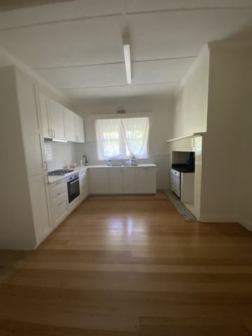 1 Dryden Street - Photo 3