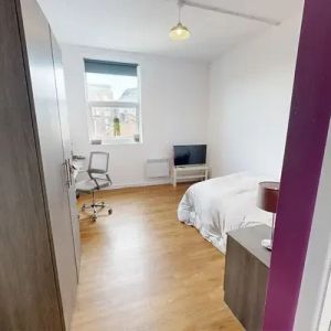 Silver Ensuite - Photo 2