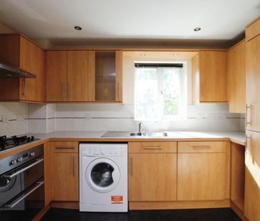2 bedroom flat to rent - Photo 6