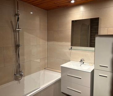 OORDEGEM - Tweeslaapkamerappartement op centrale ligging - Photo 4