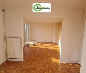 Location Appartement 4 pièces 68m² LA FERTE BERNARD 72400 - Photo 2