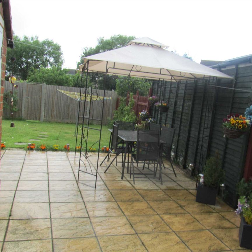 Hampden Avenue, Eastbourne - Photo 1