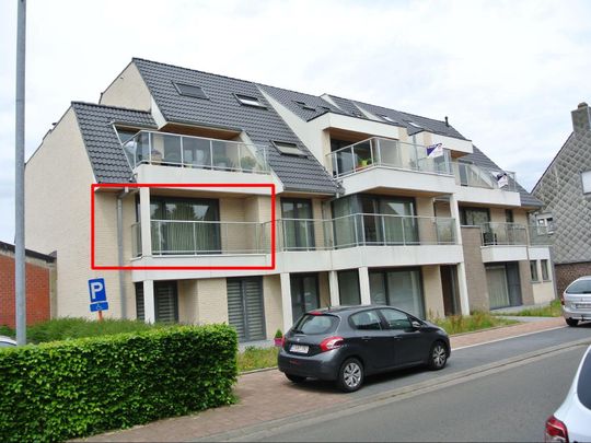 Lichtrijk en rustig gelegen appartement met 2 slaapkamers - Photo 1