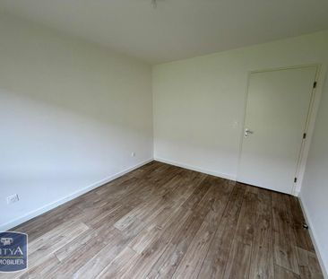 Location Appartement 2 pièces 42m² NOTRE DAME DE BONDEVILLE 76960 - Photo 2