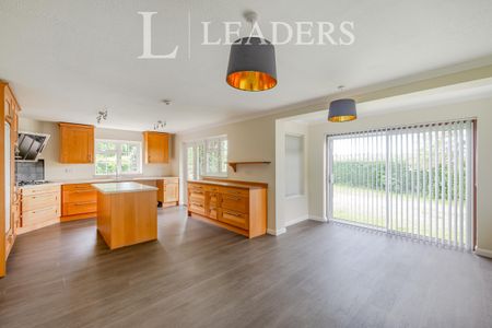 Parsonage Farm, Henfield, BN5 - Photo 5