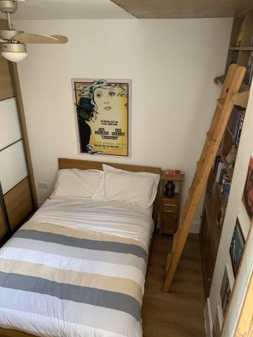 1 Bed Flat, Bexley Square, M3 - Photo 4