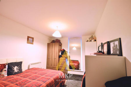 2 bedroom flat to rent - Photo 4