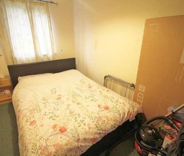 Broadoaks, BL9 - Photo 4