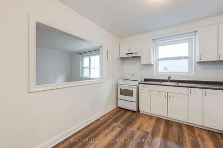 For Lease - 2905 St Clair Avenue Unit# 11, Toronto, Ontario - Photo 3