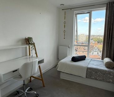 Room in a Shared Flat, Adenmore Road, SE6 - Photo 5