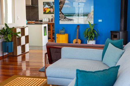 Beachside Retreat - Sun and Seaviews (Furnished) - Photo 2