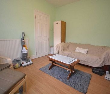 3 Bed - Carnarvon Road, Reading - Photo 2