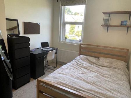 3 bedroom terraced house to rent - Photo 4