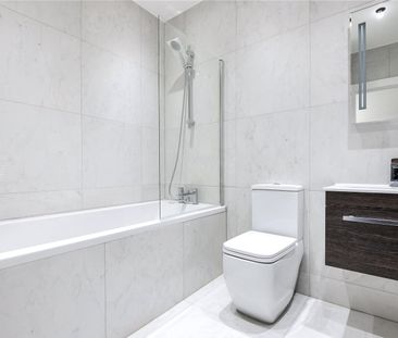 1 bedroom Flat in Kings Road, Reading - Photo 5