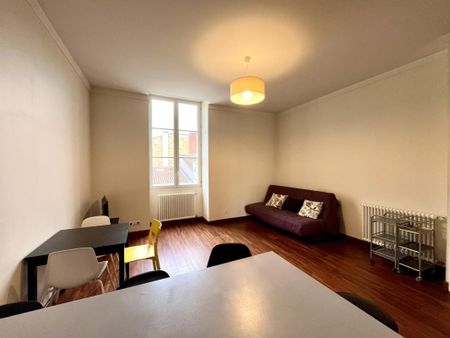 Location Appartement 4 pièces Meublé 49m² BORDEAUX 33000 - Photo 3