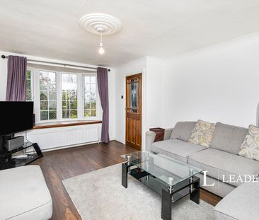 3 bedroom house to rent Southdale Road, Carlton, Nottingham, NG4 - Photo 2