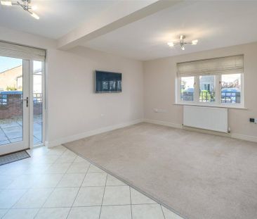 2 bedroom semi-detached house to rent - Photo 2