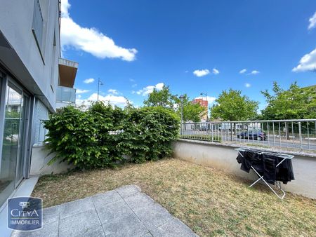 Location Appartement 4 pièces 102m² ST DIZIER 52100 - Photo 5