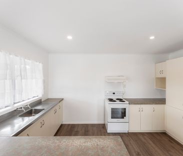 18 Cape Hill Road, Pukekohe - Photo 6