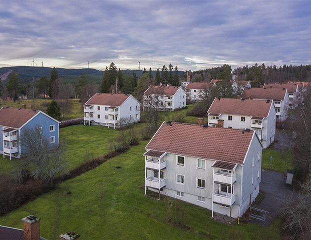 Konstvaktarevägen 15 B - Foto 1