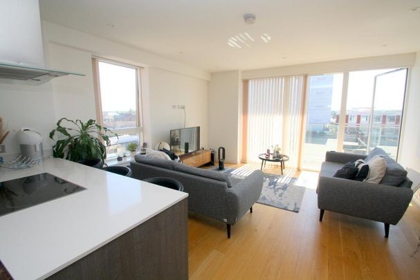 2 bedroom apartment to rent - Photo 1