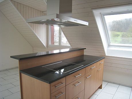 Helle, moderne 5½-Zimmer-Dachwohnung an zentraler Lage - Foto 1