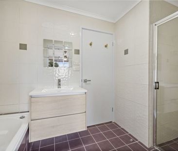 8 Ern Florence Crescent, Theodore - Photo 6