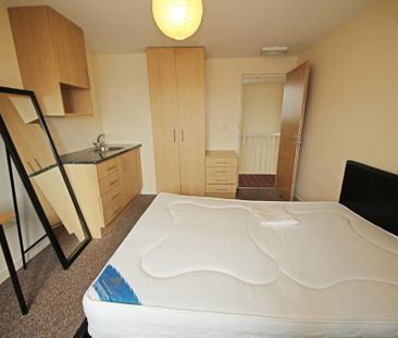 5 bedroom maisonette to rent - Photo 3