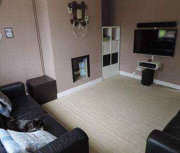 3 bedroom semi-detached house to rent - Photo 5