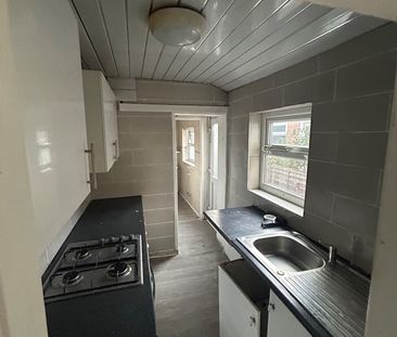 3 Bed Semi-Detached House, Rossington Road, NG2 - Photo 2