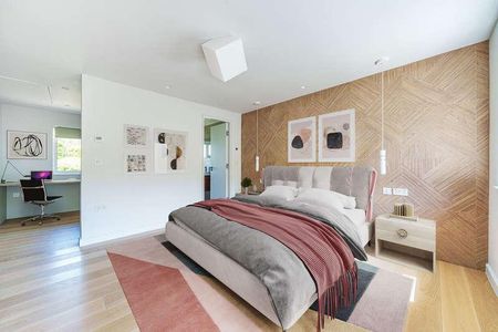 Abbotswood, Guildford, GU1 - Photo 4