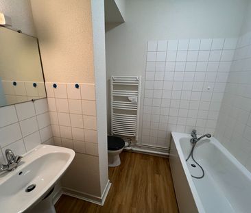 Location Appartement 3 pièces 83m² - Photo 6