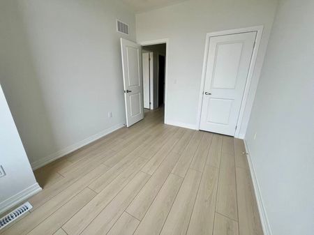 For Lease - 61 Tipp Drive, Richmond Hill, Ontario - Photo 3