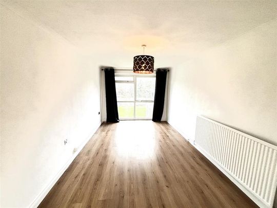 2 bedroom maisonette to rent - Photo 1