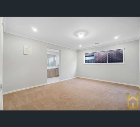 26 Rosewater Street, Manor Lakes, Vic 3024 - Photo 2