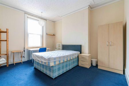 6 bed terraced house to rent in Cavendish Place, Jesmond, NE2 - Photo 5