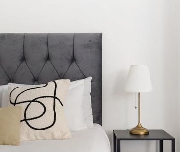 2 Bed Semi-Detached House, Mortimer Road, NW10 - Photo 1