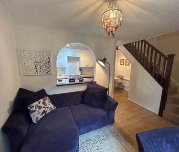 Ockley Court, Guildford, Surrey, GU4 - Photo 2