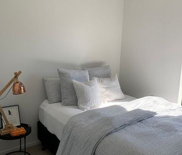 Modern 2BR townhouse in Grey Lynn - Photo 5