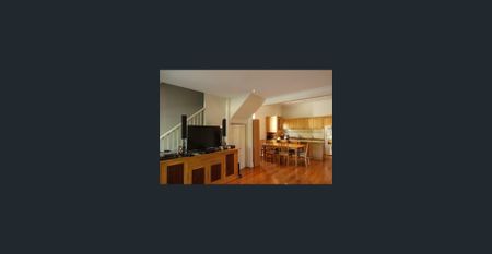 Light filled, spacious with two living areas and great outdoor entertaining space. - Photo 2