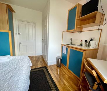 Studio to rent - Photo 4