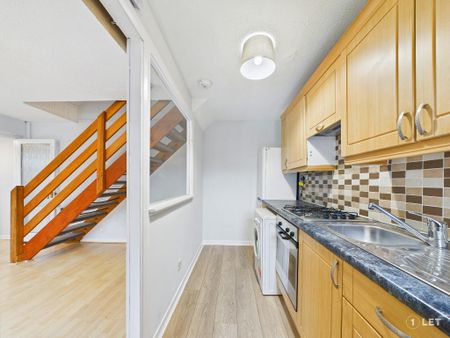 1 bedroom terraced house to rent - Photo 5