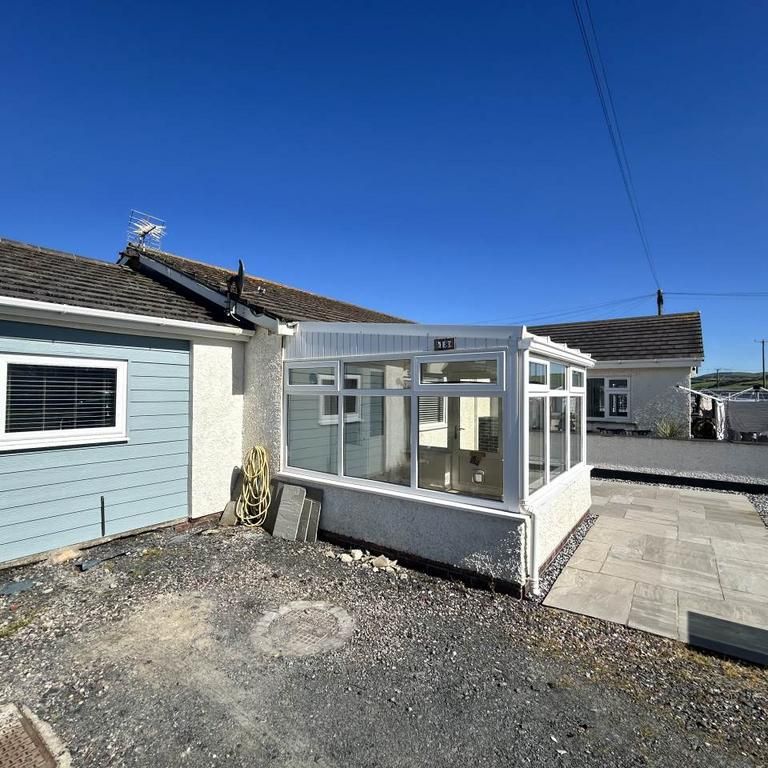 2 bedroom house to rent - Photo 1