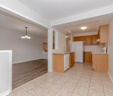 For Lease - 70 Charcoal Way, Brampton, Ontario - Photo 3