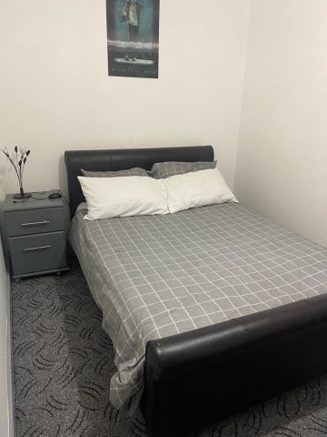 Room in a Shared Flat, London Road Norbury, SW16 - Photo 2